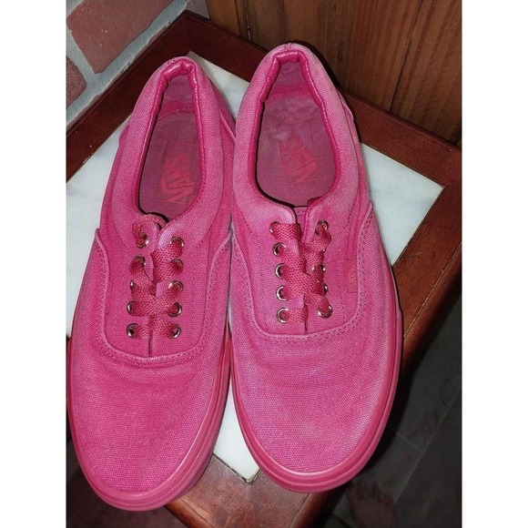 Red VANS Size 9 - Picture 1 of 5